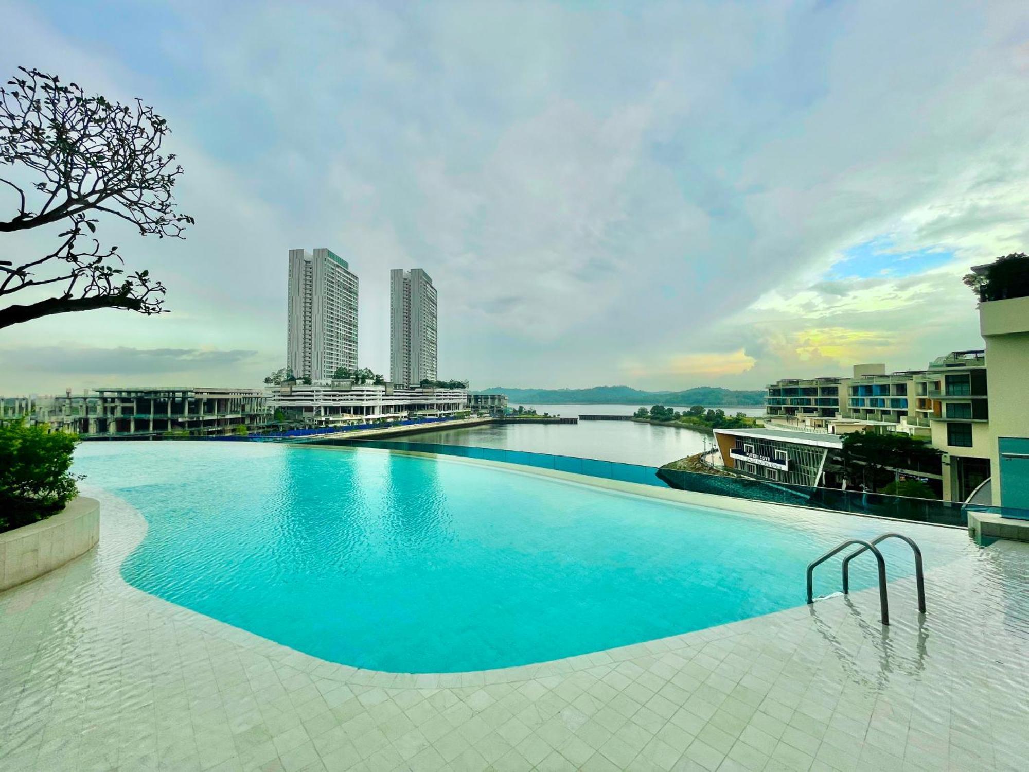 Apartamento Pinetree Puteri Harbour @ Uha Nusajaya  Exterior foto